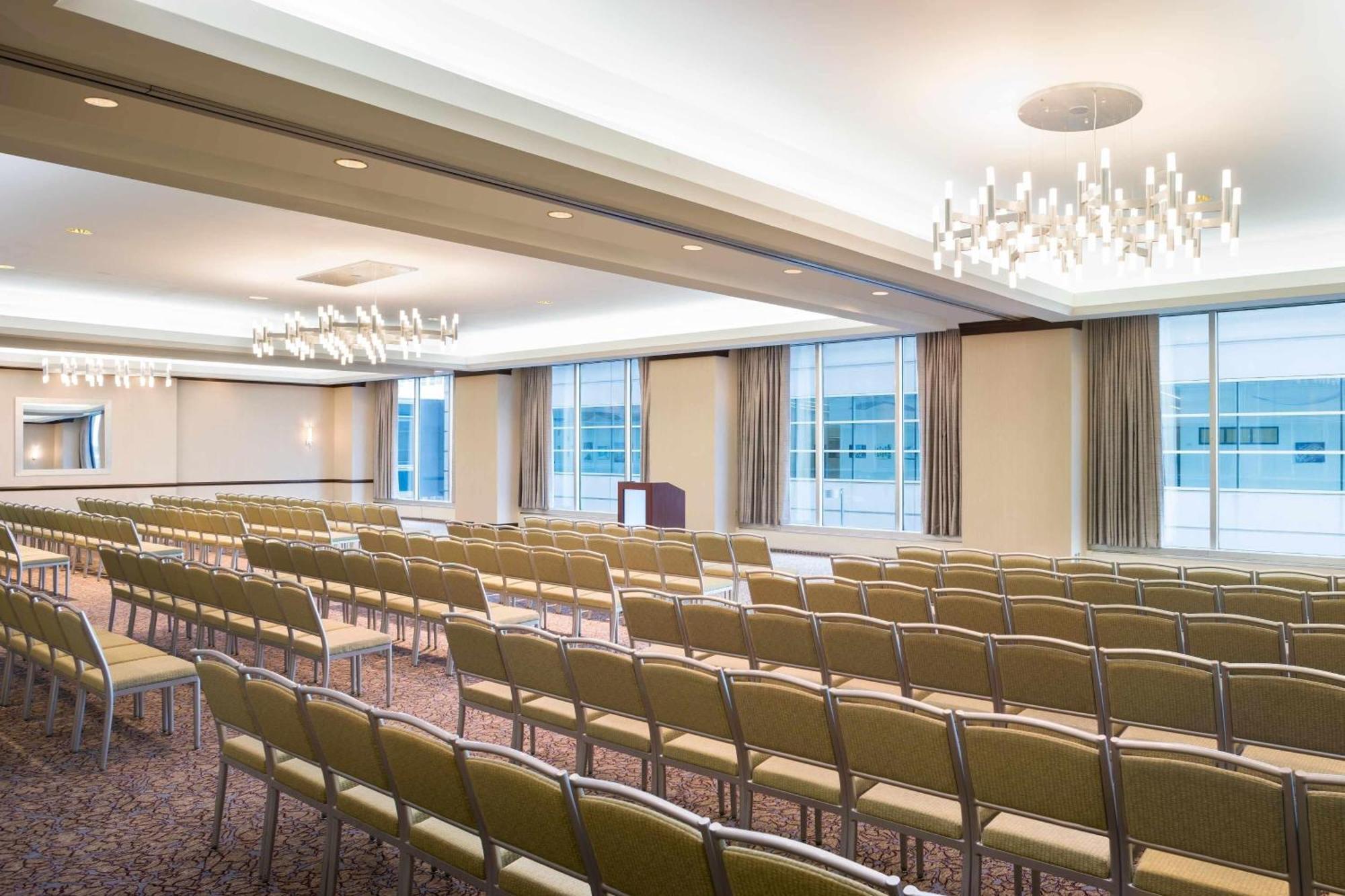 The Westin Pittsburgh Hotel Bagian luar foto