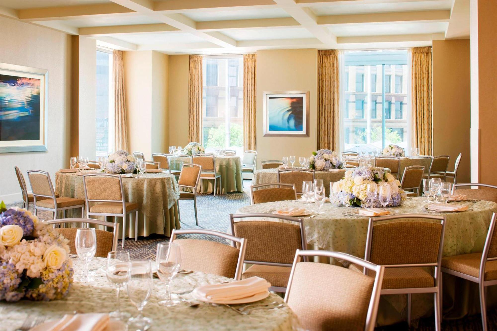 The Westin Pittsburgh Hotel Bagian luar foto