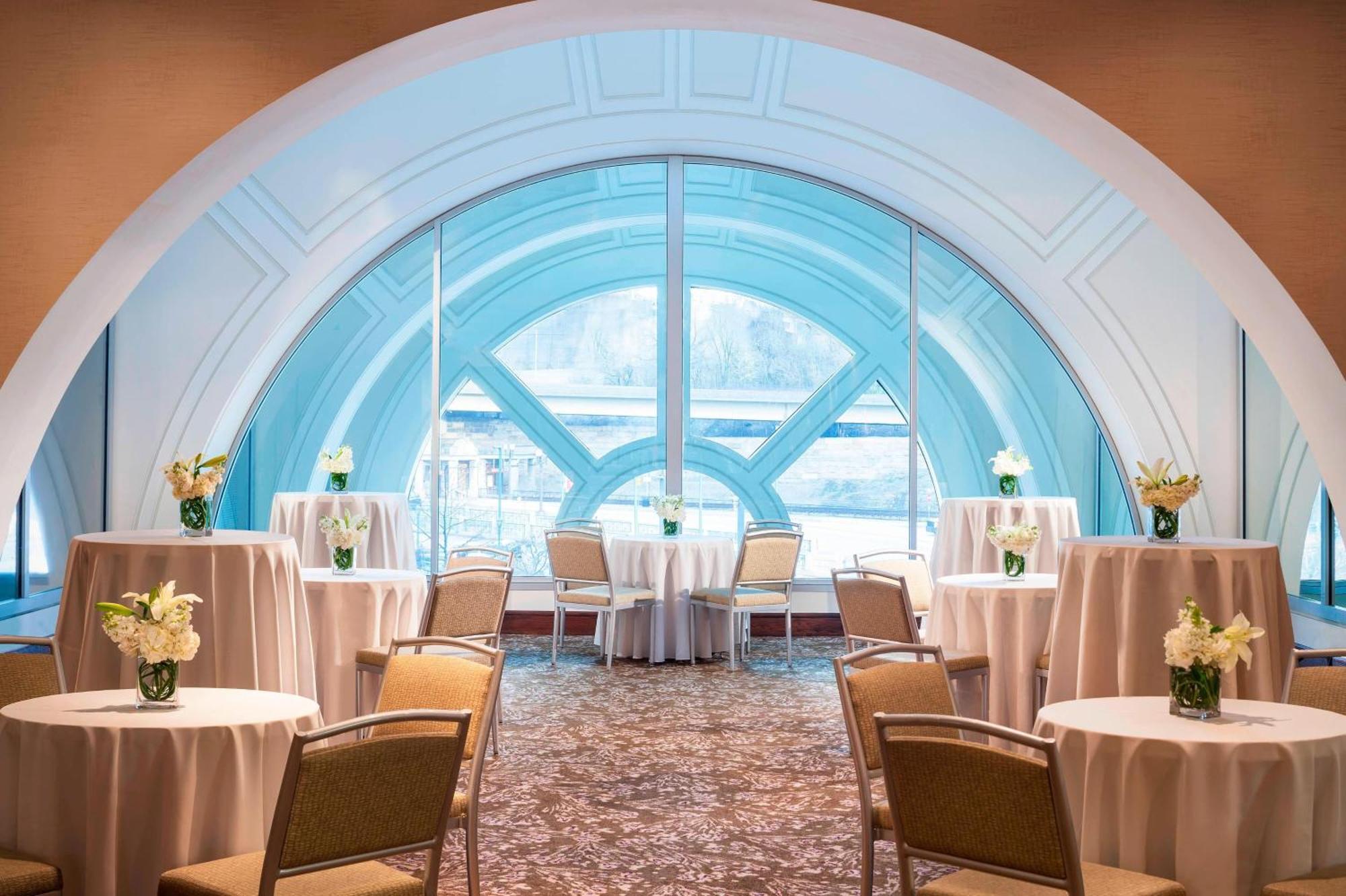 The Westin Pittsburgh Hotel Bagian luar foto