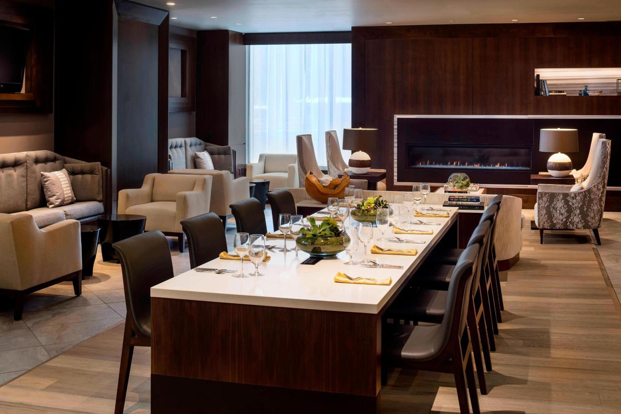 The Westin Pittsburgh Hotel Bagian luar foto